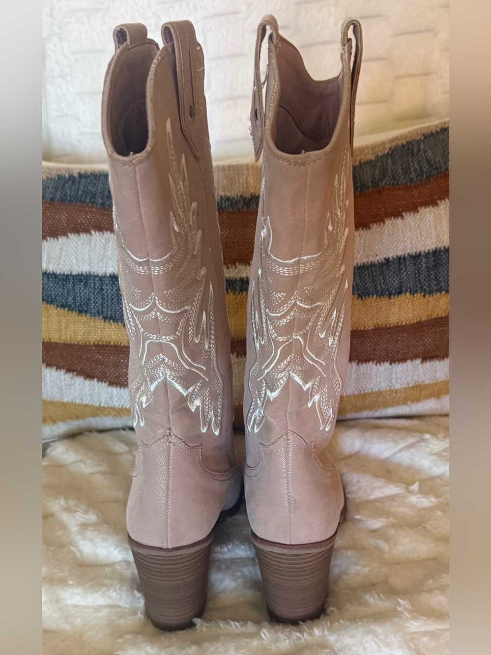 ALTAR’D STATE Dolley Western Boots Blush Pink Embroidered Cowgirl 8 - Picture 4 of 9